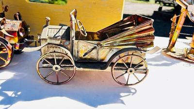 VINTAGE MUSICAL CARS
