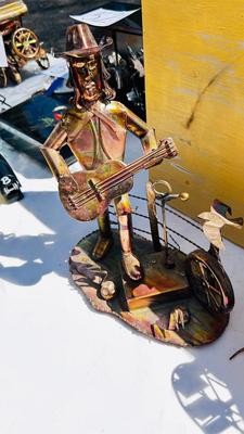 METAL ANIMATED MUSIC BOXES