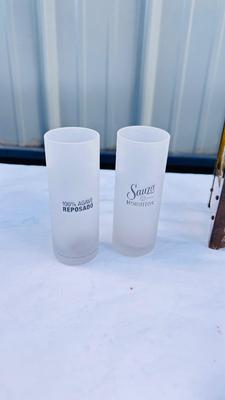 VINTAGE MUSIC BOX DECANTER SET AND SHOT GLASSES