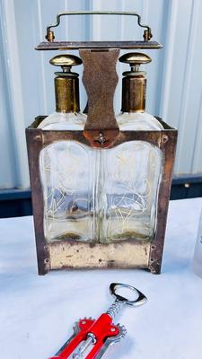 VINTAGE MUSIC BOX DECANTER SET AND SHOT GLASSES