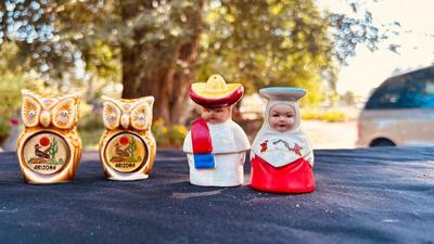 SOUTHERN SALT & PEPPER SHAKERS
