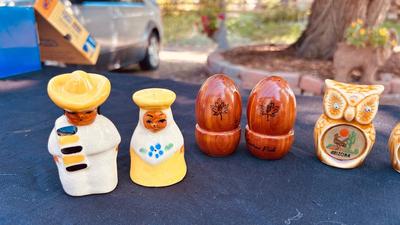 SOUTHERN SALT & PEPPER SHAKERS