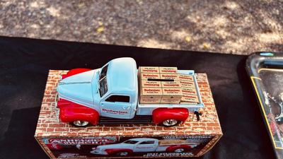 BUDWEISER BEER COLLECTIBLES