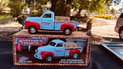 BUDWEISER BEER COLLECTIBLES