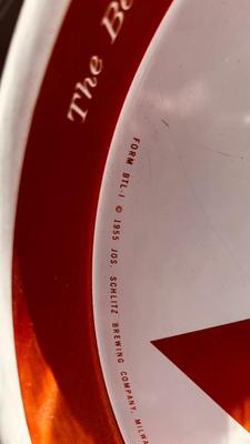 1955 SCHLITZ BEER TRAY, PITCHERS AND GLASS