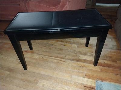 KAWAI UPRIGHT PIANO AND BENCH