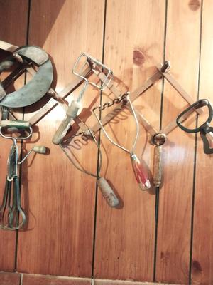 VINTAGE KITCHEN UTENCILS