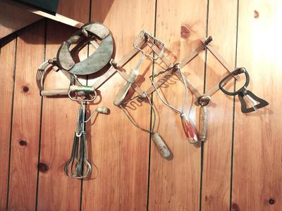 VINTAGE KITCHEN UTENCILS
