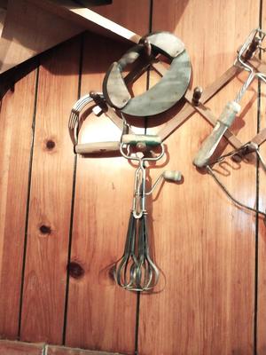 VINTAGE KITCHEN UTENCILS