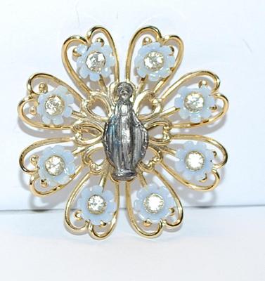 Beautiful "Statue of Mary" FLOWER BROOCH (1¾" Diam.) with Light Blue Circle of Flowers on a Gold Tone Setting