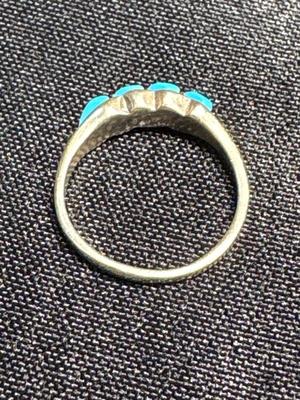 Silver & Turquoise(?) ring - size 7