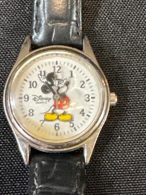 Authentic original Disney parks Mickey Mouse watch