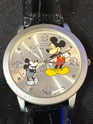 Mickey through the years, watch limited edition
