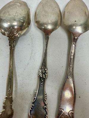 Sale Photo Thumbnail #176: One spoon is bent and chewed up on edges, but the rest are in good condition. Total weight: 185g