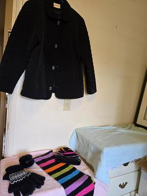 Women's Winter entire - St. Johns Bay coat - matching scarf and hat - and a pair of gloves