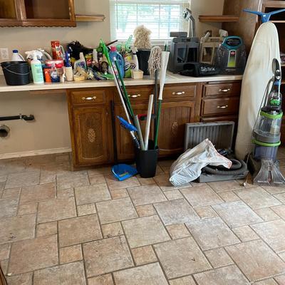 Make it sparkle! Cleaning Lot