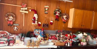 Santa and Frankoma Christmas Lot