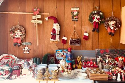 Santa and Frankoma Christmas Lot