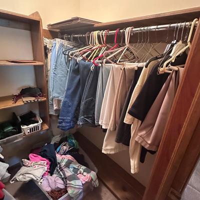 Women's Clothing Closet