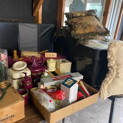 You have GOT to see this vintage LOT