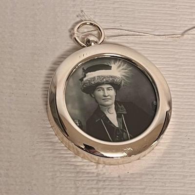 LOT 189: Framed Artwork Antique Photographs and More