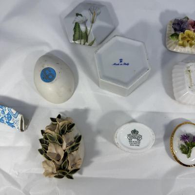 Capodimonte Fine China Trinket Boxes and More (B2-BM)