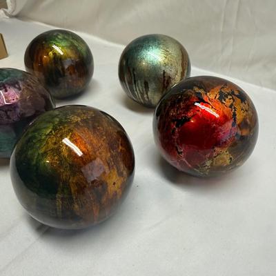 Decorative Glass Globes (B2-BM)