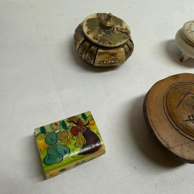 Gorgeous Asian Inspired Ornate Boxes (B2-BM)