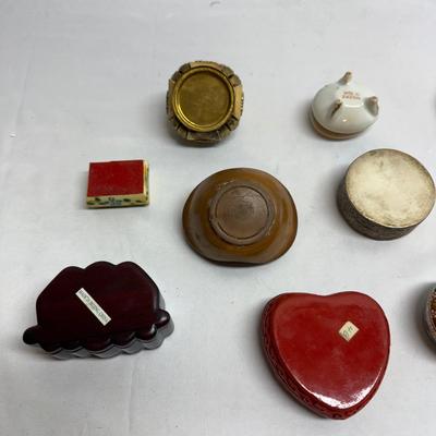 Gorgeous Asian Inspired Ornate Boxes (B2-BM)