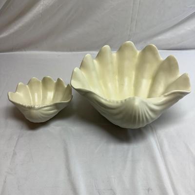 Shell Bathroom Decor incl. Art by Lois Carlisle (B2-BM)