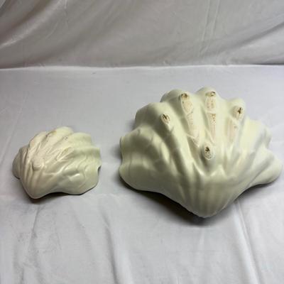 Shell Bathroom Decor incl. Art by Lois Carlisle (B2-BM)