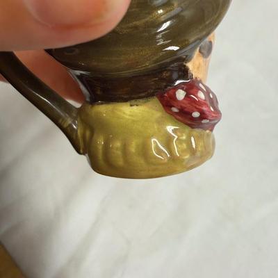 Royal Doulton Miniature Character Jugs (B2-BM)