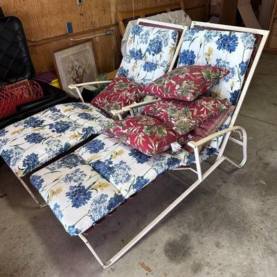 VINTAGE Samsonite Lounge Chair Pair