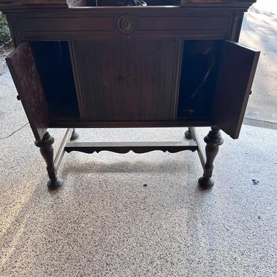 1926 Antique Victor Victrola Talking Machine - IT WORKS!!!