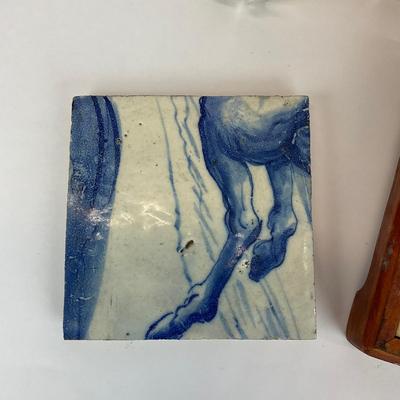 Sale Photo Thumbnail #1005: Two tiles are hot plate coasters, one has large chip
Biggest: 6" square
Smallest: 4" square
