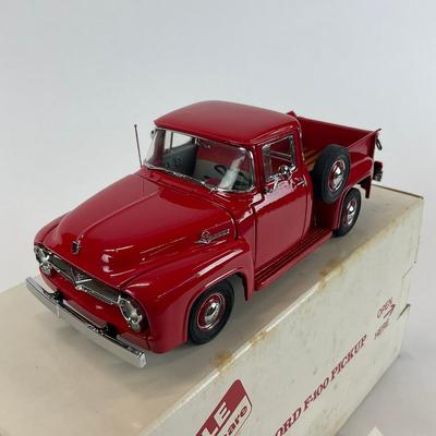 Sale Photo Thumbnail #1096: New in box condition
