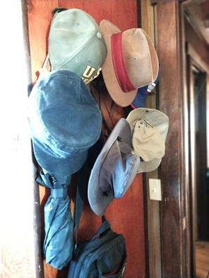 MENS CAPS-HATS ANSD MORE