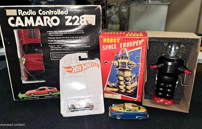 Sale Photo Thumbnail #42: Vintage Tin Toy, Robot, RC Corvette Lot | NEW