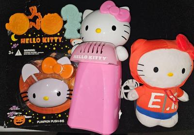 Sale Photo Thumbnail #89: Hello Kitty New Halloween Decor, ET Plush New, Popcorn Maker