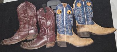Sale Photo Thumbnail #102: Ariat Cowboy Boots | Goodyear Size 9-10