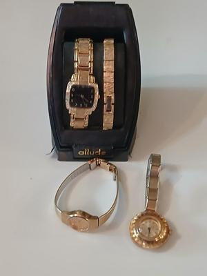 Women's watches - Timex - Seiko - Allure -