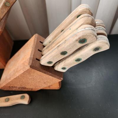 13 pcs Chicago Cutlery Knives and Storage Blocks