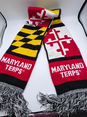 University of Maryland Terrapins - Fan Bundle w/signed Jersey