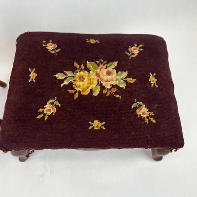 Sale Photo Thumbnail #1250: Needlepoint: 13" wide x 11" deep x 7" high
