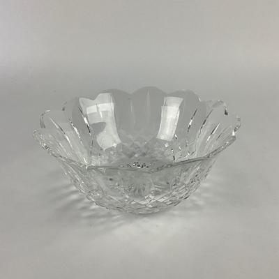 Sale Photo Thumbnail #1276: Has two chips on the rim
Measures: 9" diameter x 4" high