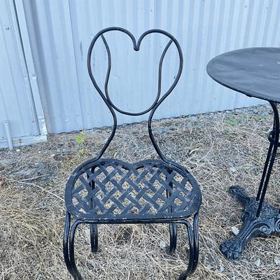 Sale Photo Thumbnail #1284: Has clawed feet, has small amount of rust
Table: 26.5" high x 23.5" diameter
Chairs: 31.5" high x 15.25" wide x 13.5" deep