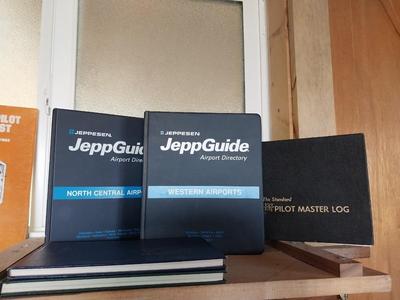 FLIGHT LOG AND GUIDE