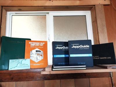 FLIGHT LOG AND GUIDE