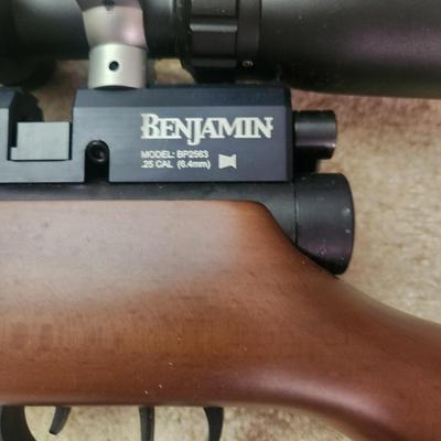 Benjamin Marauder BP2563 Air Rifle pellet with Center Point Scope