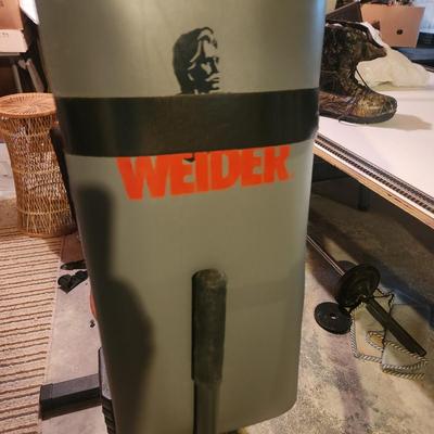 Weider 8510 Home Gym Weight Machine Bench Press, Leg Curl, leg Extension, Butterfly